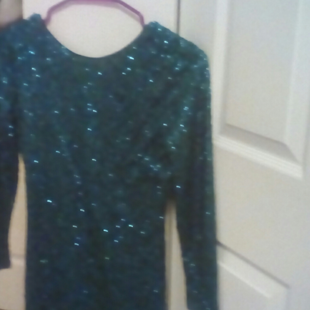 Dress - Picture 2 of 2